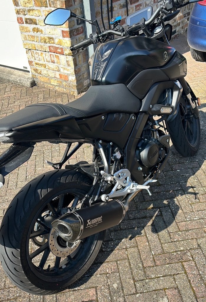 Yamaha MT-125 nieuwstaat met Akrapovic uitlaat, Motos, Jusqu'à 11 kW, Contrôle de traction, Particulier, 1 cylindre