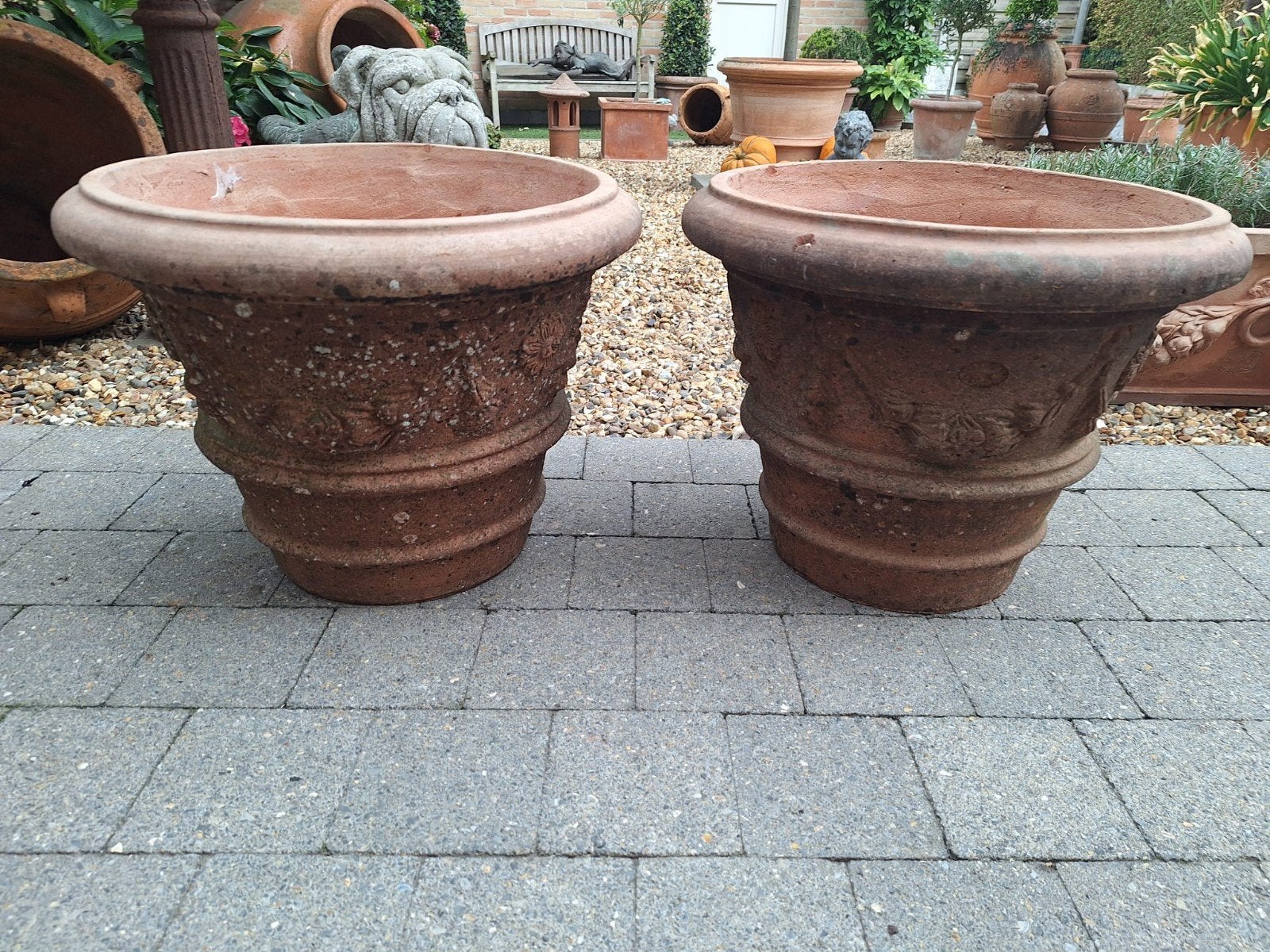Koppel Italiaanse terracotta, Enlèvement