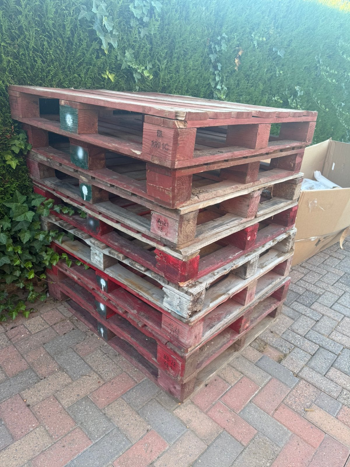 8 paletten, Doe-het-zelf en Bouw, Kratten en Dozen, Ophalen, Zo goed als nieuw