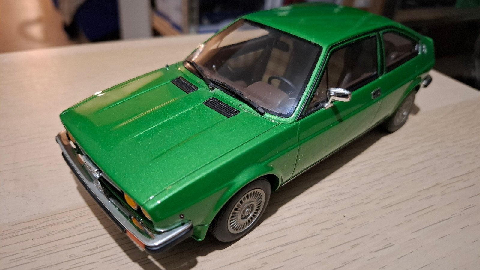 voiture miniature 1 18, Hobby & Loisirs créatifs, Enlèvement ou Envoi, Comme neuf, Voiture, OttOMobile