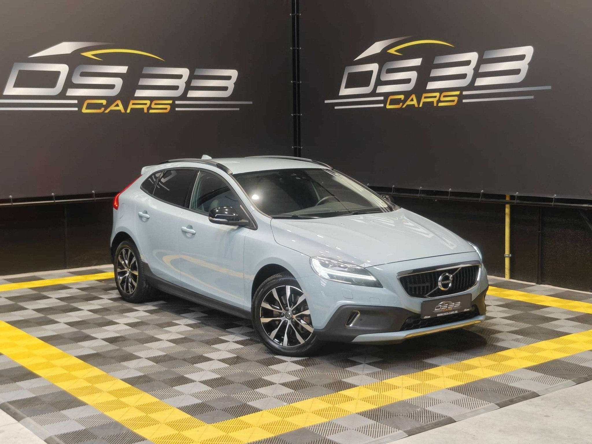 Volvo 1.5 T3 AUTOMAAT/LED/AdCruise/Airco/DodeHoek/CAM/GP, Overige modellen, Bedrijf, Berline, 5 deurs