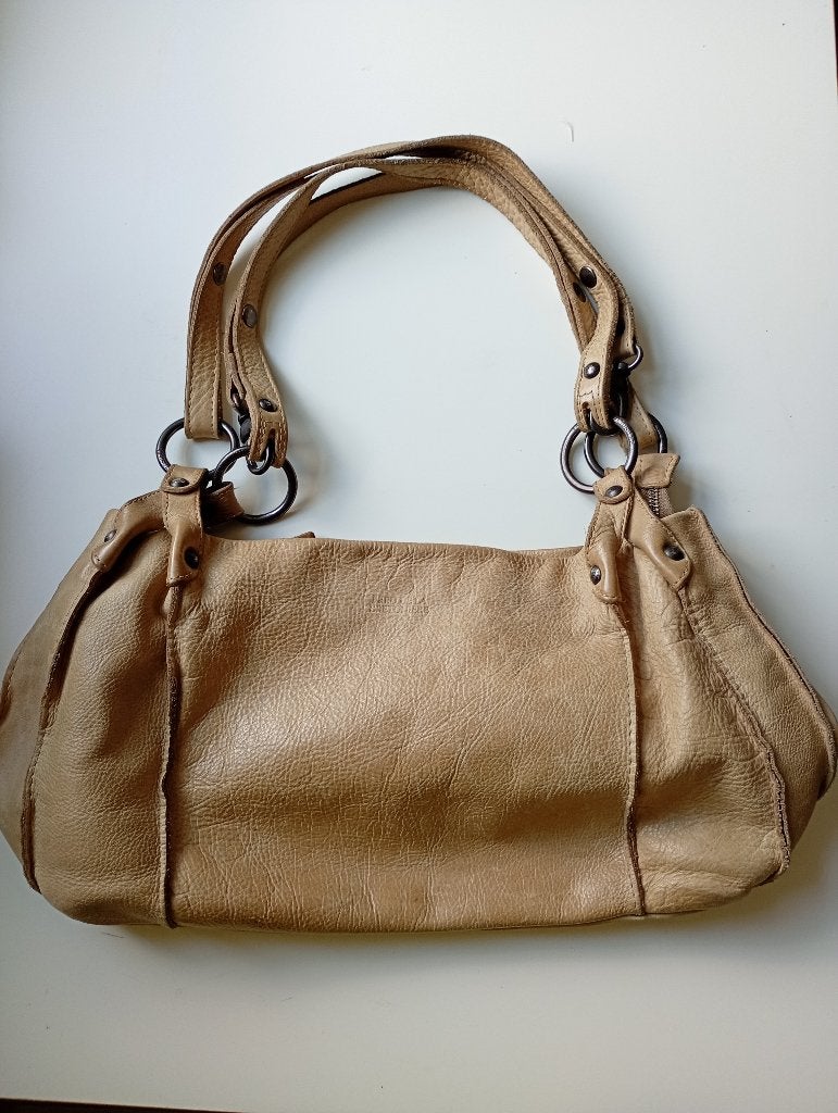 Fred de la Bretoniere schoudertas, Handtassen en Accessoires, Tassen | Schoudertassen, Overige merken, Gebruikt, Beige, Ophalen of Verzenden