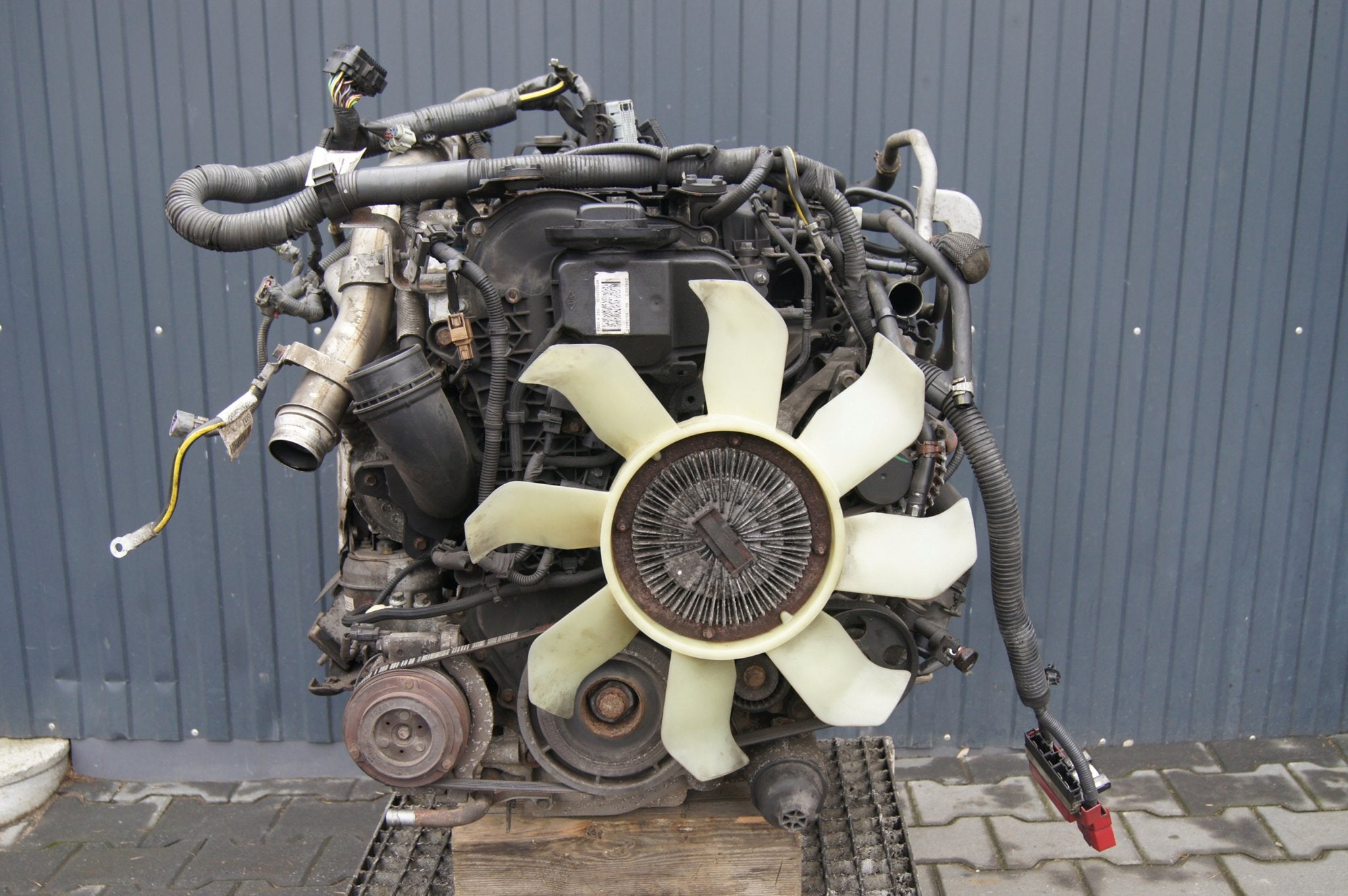 Moteur YS23DDT Complet NISSAN NAVARA, Envoi, Utilisé, Skoda
