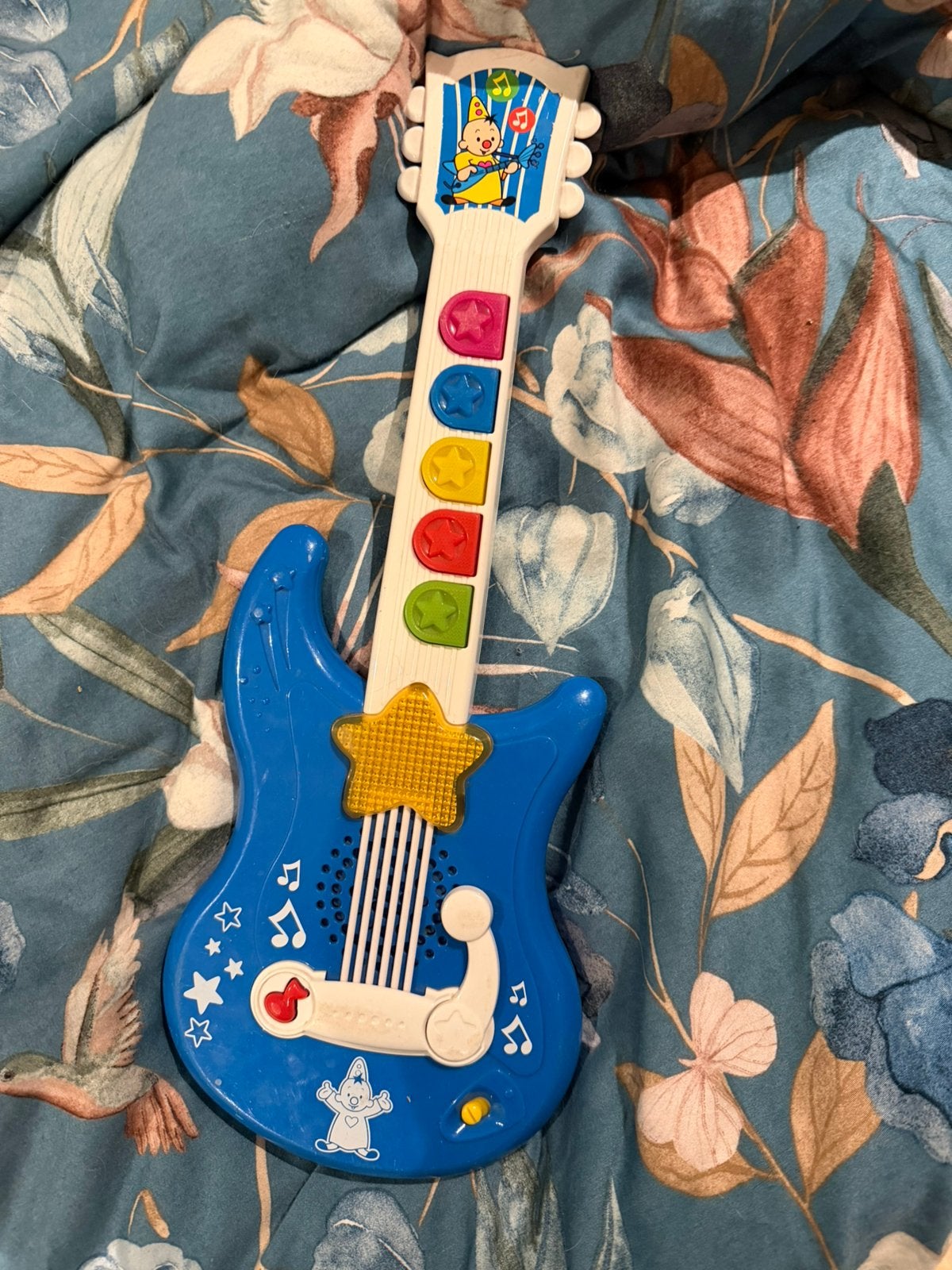 Bumba gitaar, Enlèvement