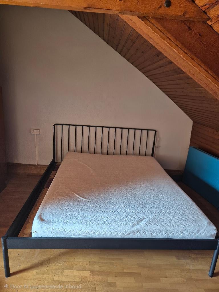 Zwart metalen bed 180x200, Huis en Inrichting, Slaapkamer | Bedden, Ophalen, Zwart, Tweepersoons, Zo goed als nieuw