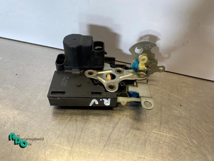 Deurslot Mechaniek 4Deurs rechts-voor van een Opel Karl (Kar, Gebruikt, -, -, Opel