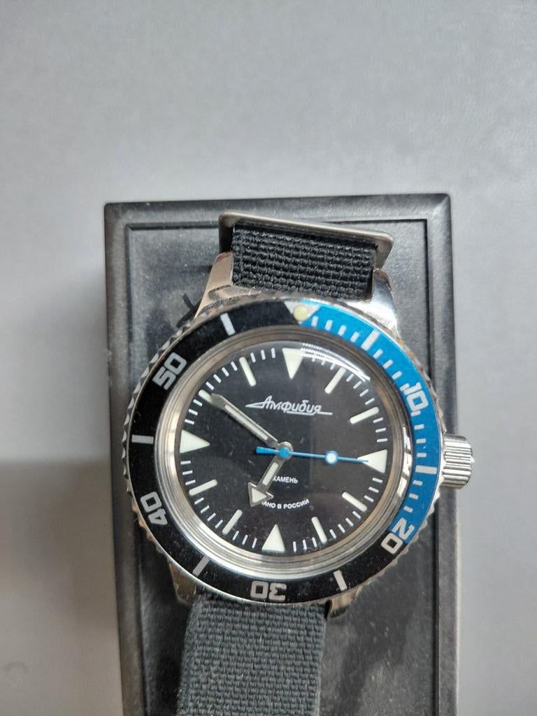 Vostok Amphibia, Bijoux, Sacs & Beauté, Montres de sport, Enlèvement