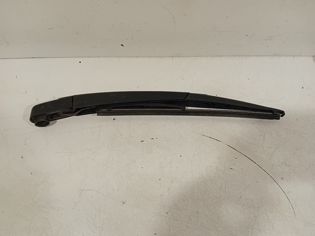 Ruitenwisserarm achterruit Hyundai iX 20, Onderdelen@venauto.nl, Van der Ven Autorecycling B.V., Ettenseweg 76, 4706 PB Roosendaal, The Netherlands