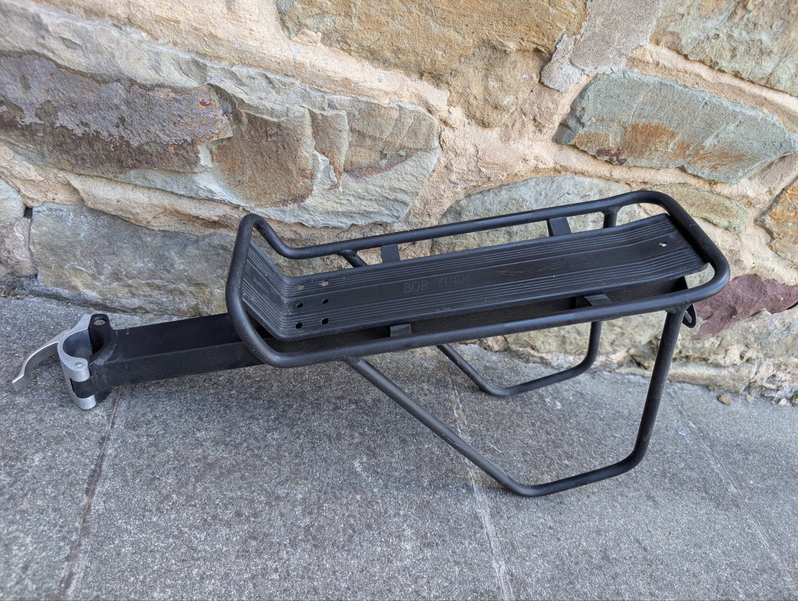 Vélo : Porte bagage arrière noir, Enlèvement