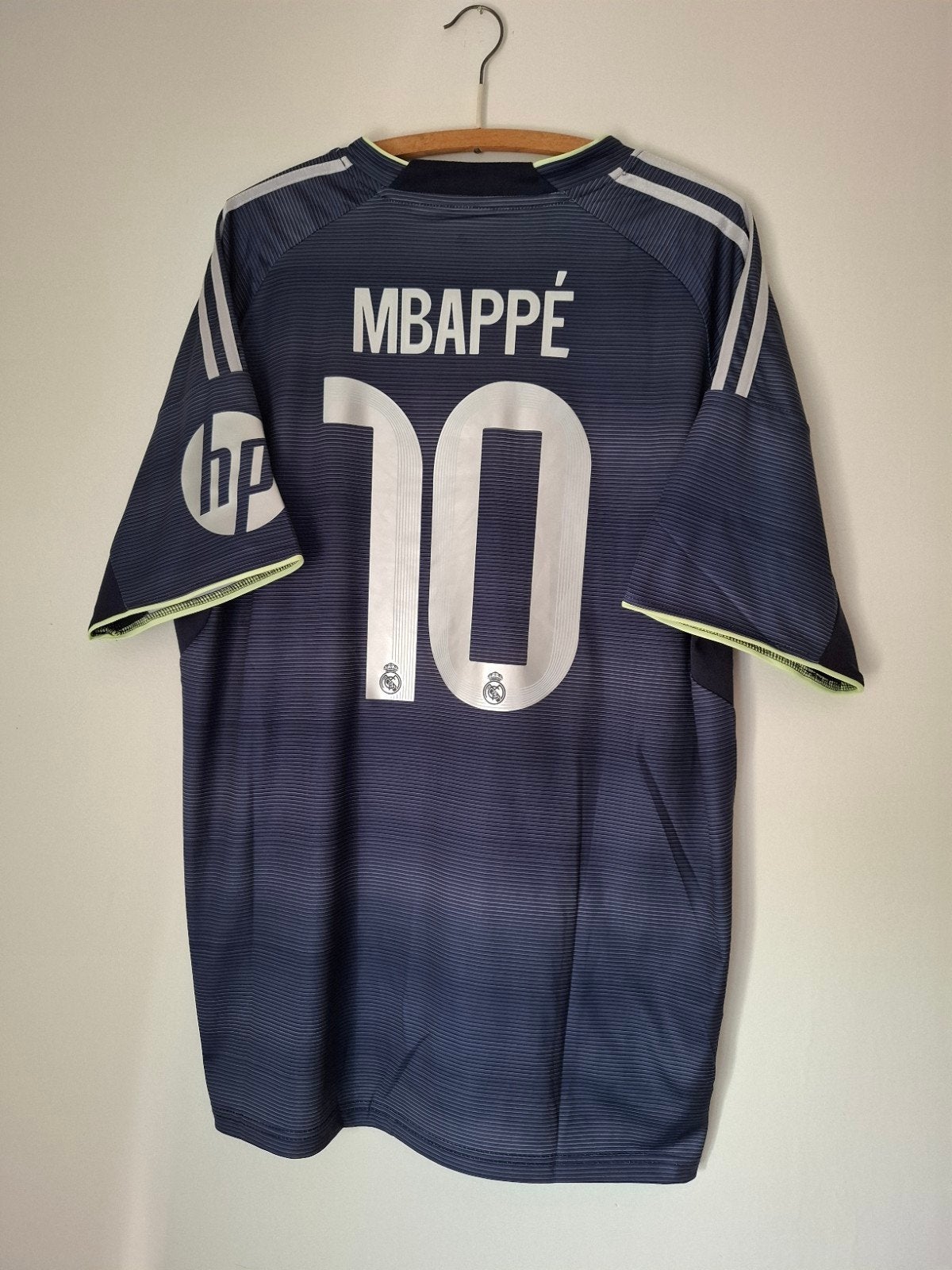 Real Madrid à l'extérieur 25/26, Plus grand que la taille XL, Enlèvement, Neuf, Maillot