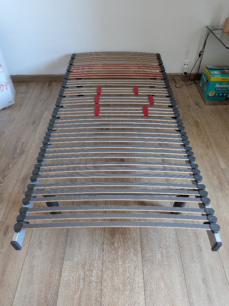 Sommier à lattes 1 personne (sans pieds) — 40 €, 90 cm, Une personne, Enlèvement, Utilisé