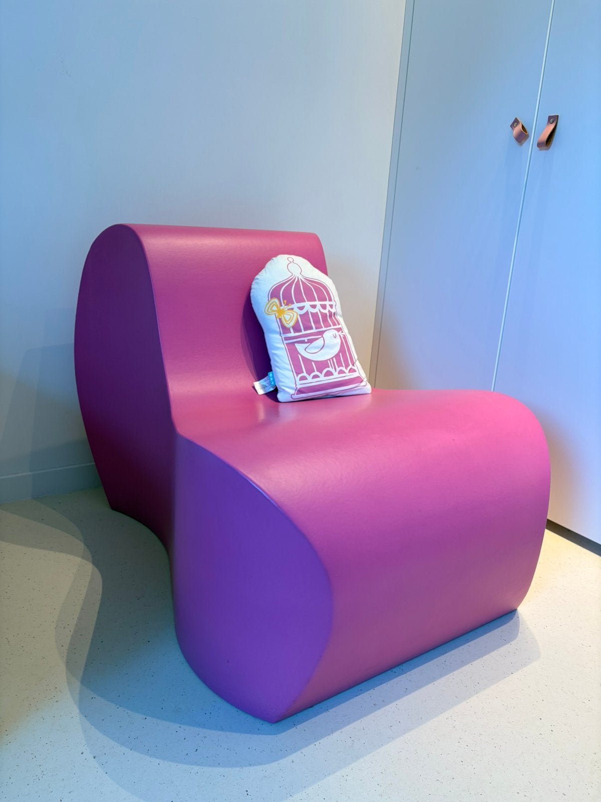 Roze design zetel, Ophalen, Zo goed als nieuw
