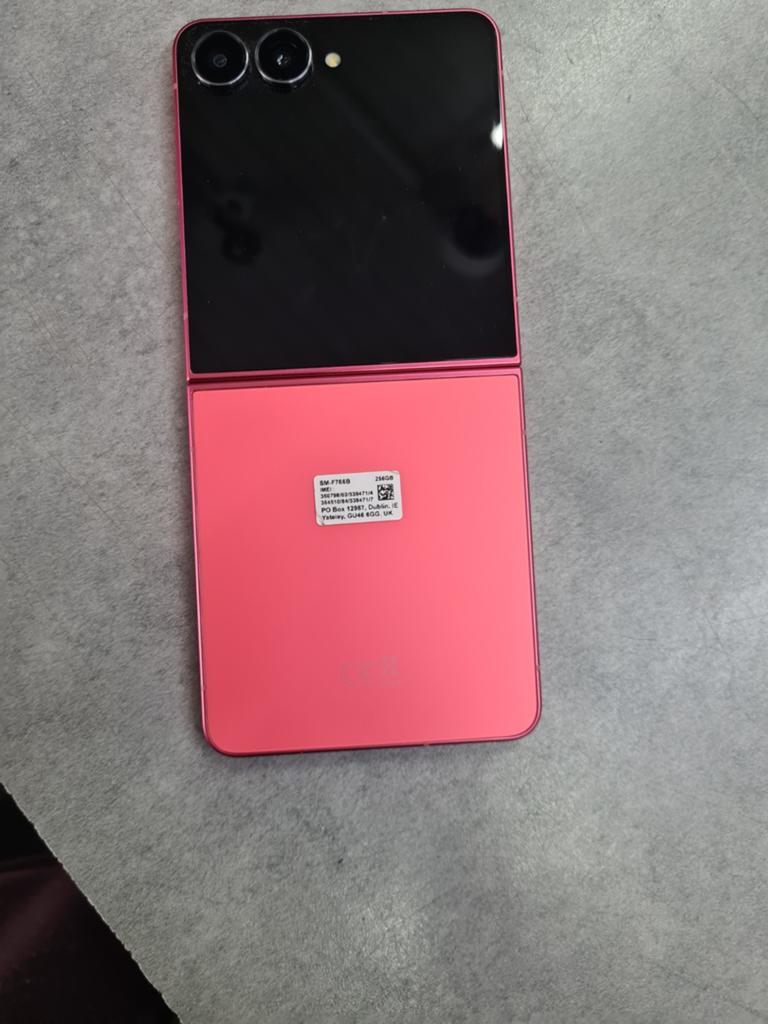 Samsung Galaxy zflip 7 256 gb zoals nieuwe staat 630 euro, Ophalen