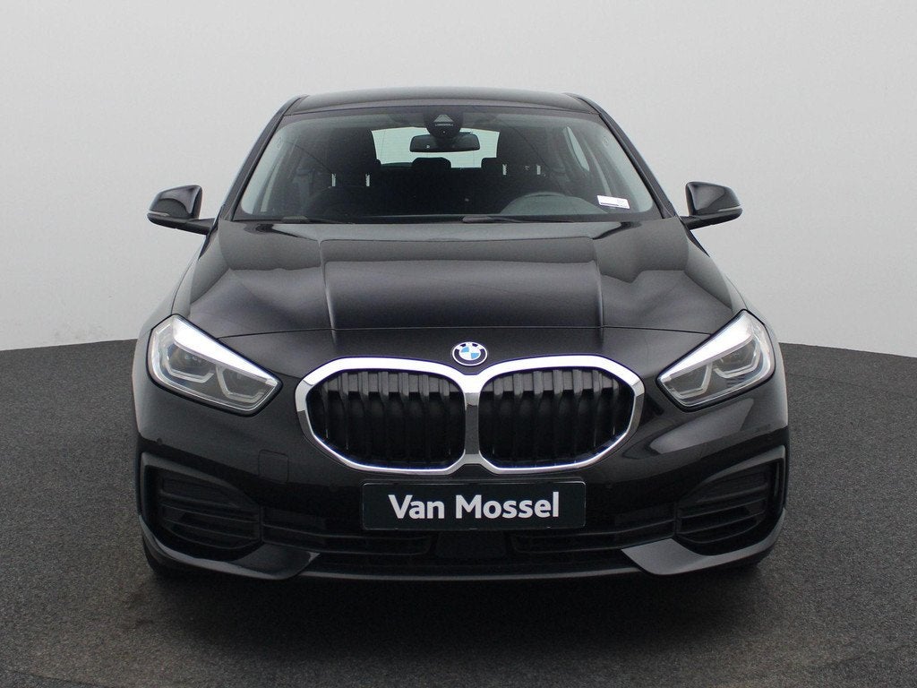 BMW 1 Reeks Hatch 116iA (80 kW), Auto's, Gebruikt, 5 zetels, 3 cilinders, 133 g/km