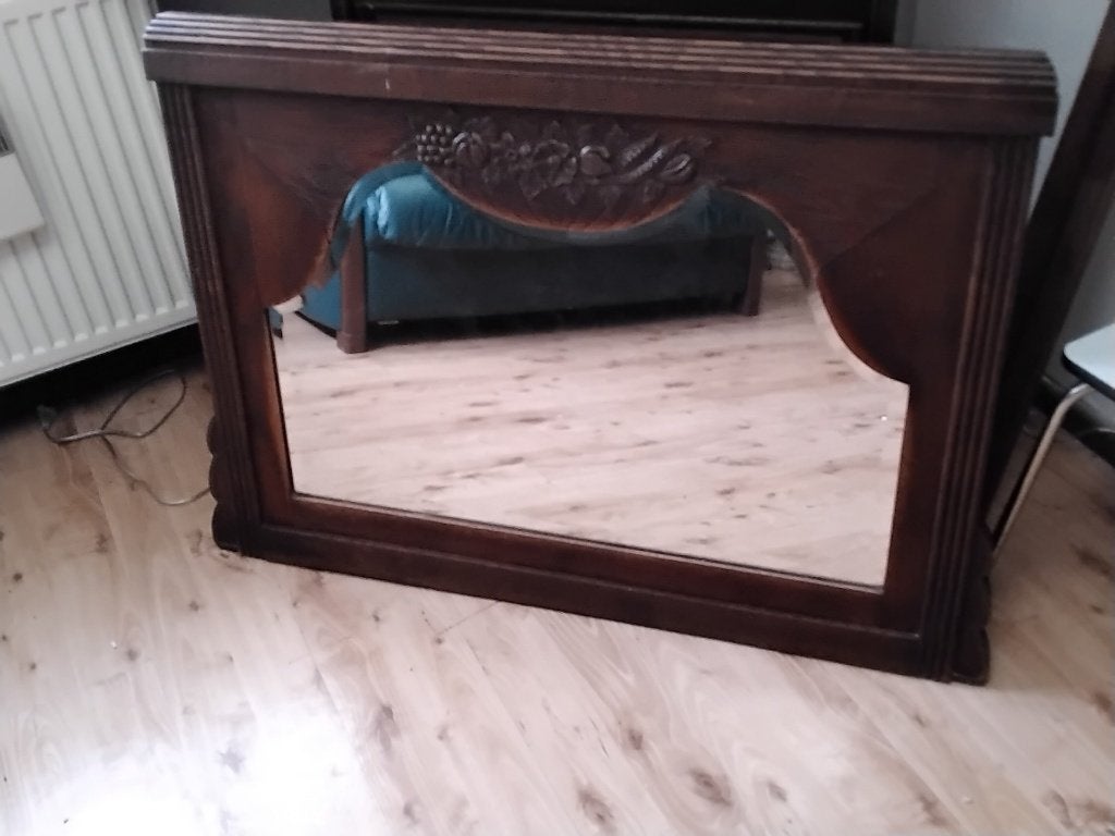 Beau miroir, cadre en bois avec sculpture, état authentique, Enlèvement, Autres formes, 100 à 150 cm, Moins de 100 cm