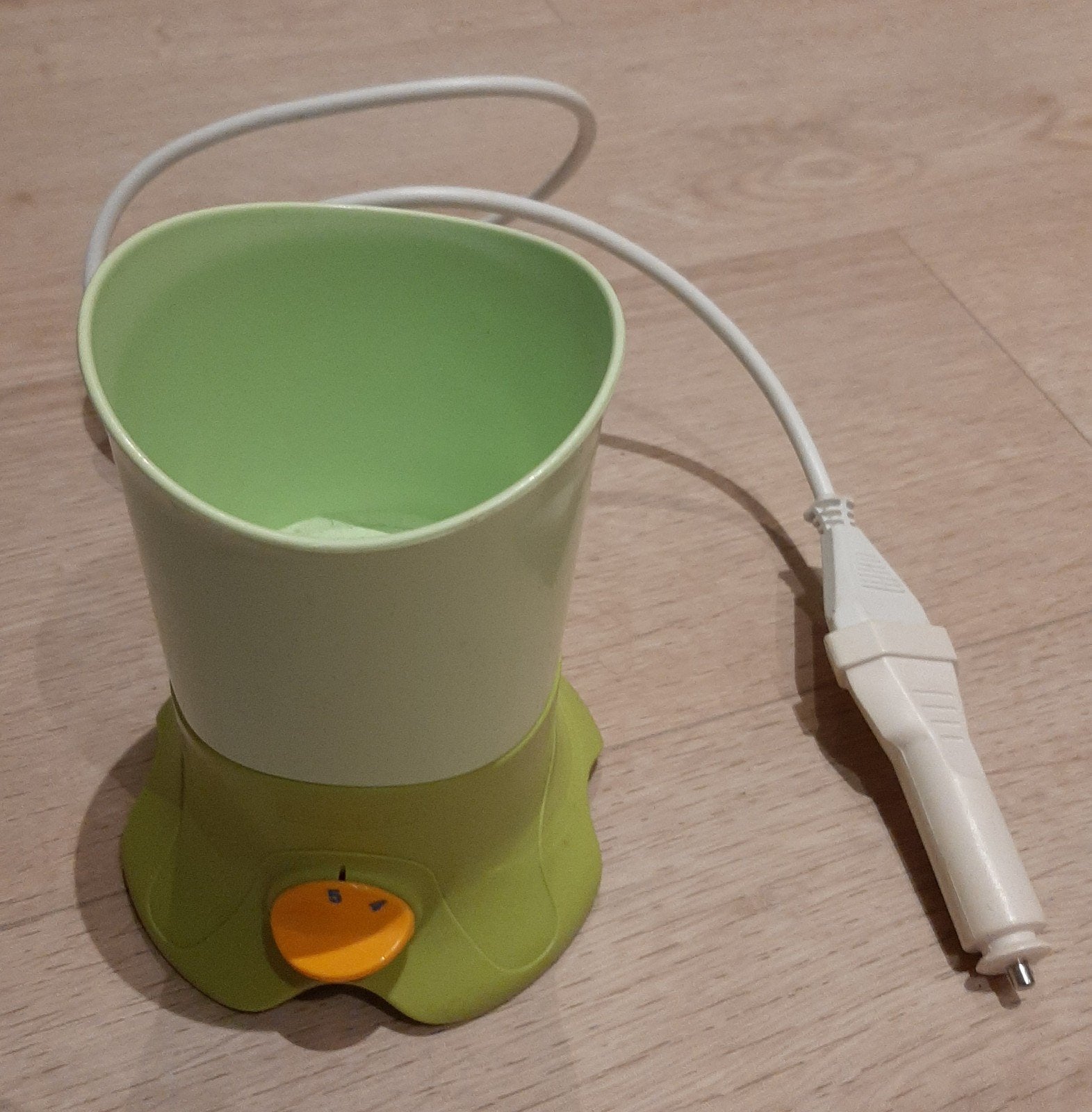 flessenwarmer 12v - 230v beaba, Ophalen of Verzenden, Gebruikt, Flessen- of potjesverwarmer, Overige merken