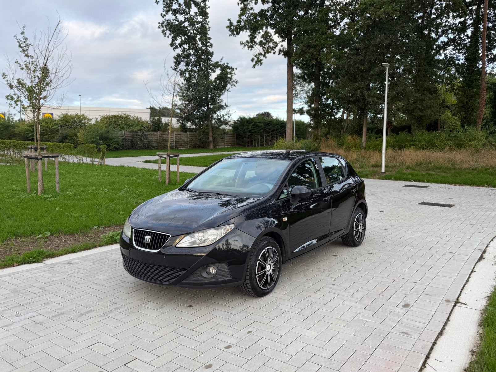 Seat Ibiza 1.2 benzine blanco gekeurd, Autos, Achat, 5 portes, Electronic Stability Program (ESP), 5 places