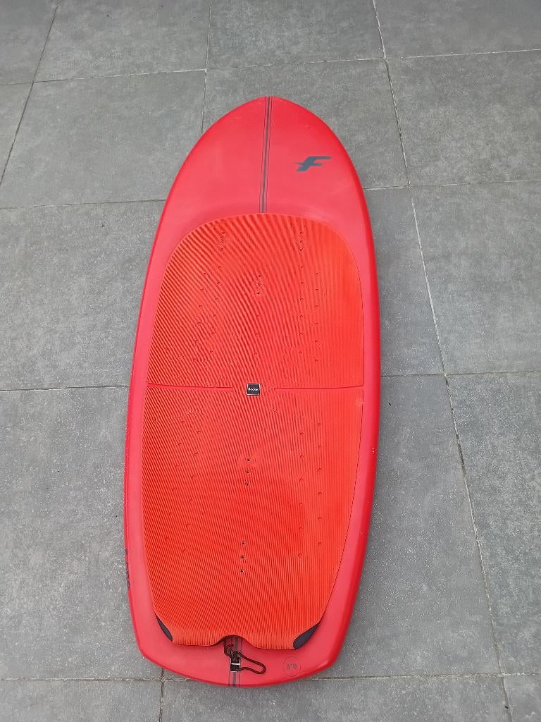 F-one wingfoil board 5.0 met 54l, Enlèvement, Planche à voile