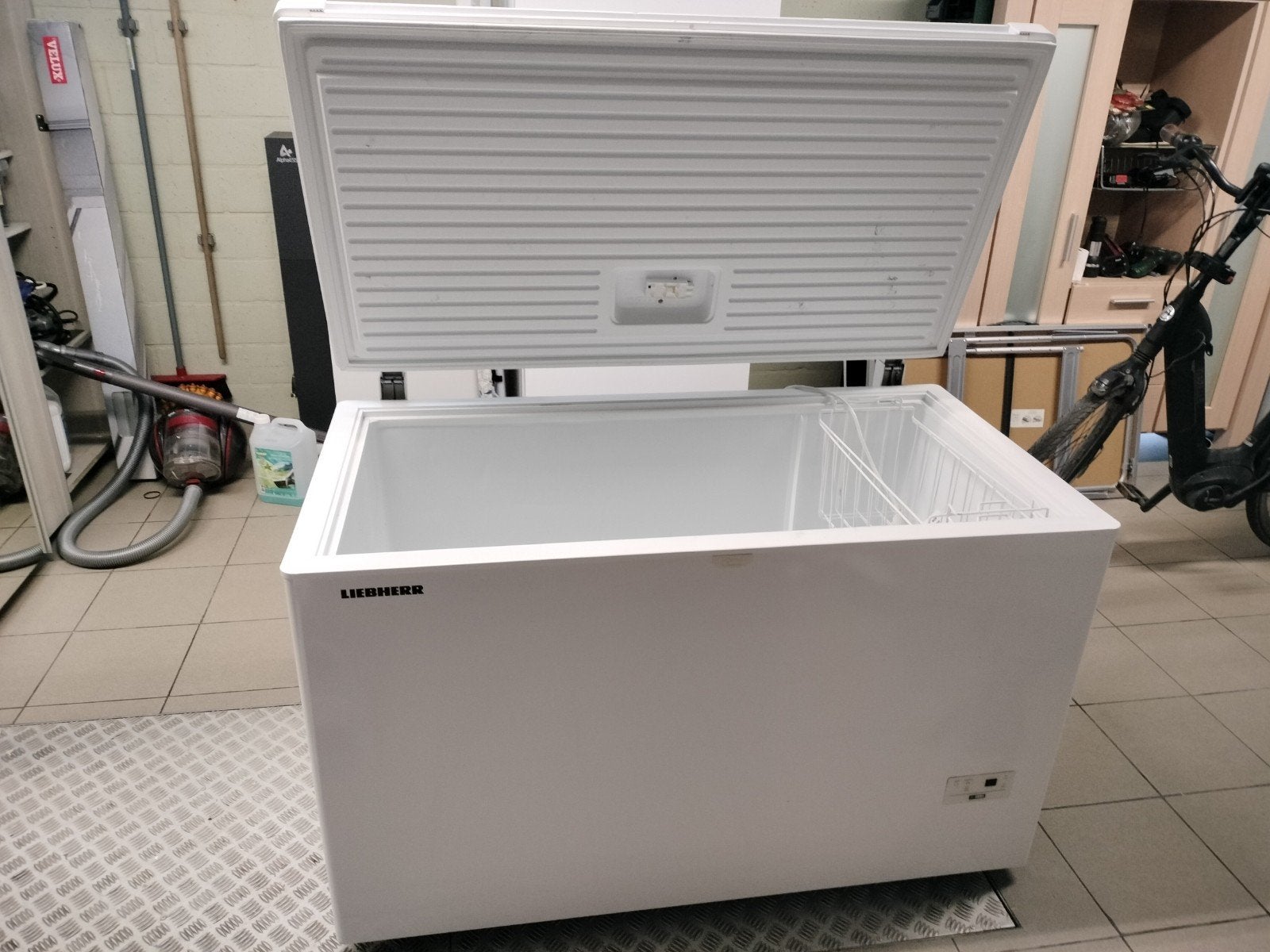 Liebherr diepvrieskist perfecte staat, Elektronische apparatuur, Vriezers en Diepvrieskisten, Ophalen