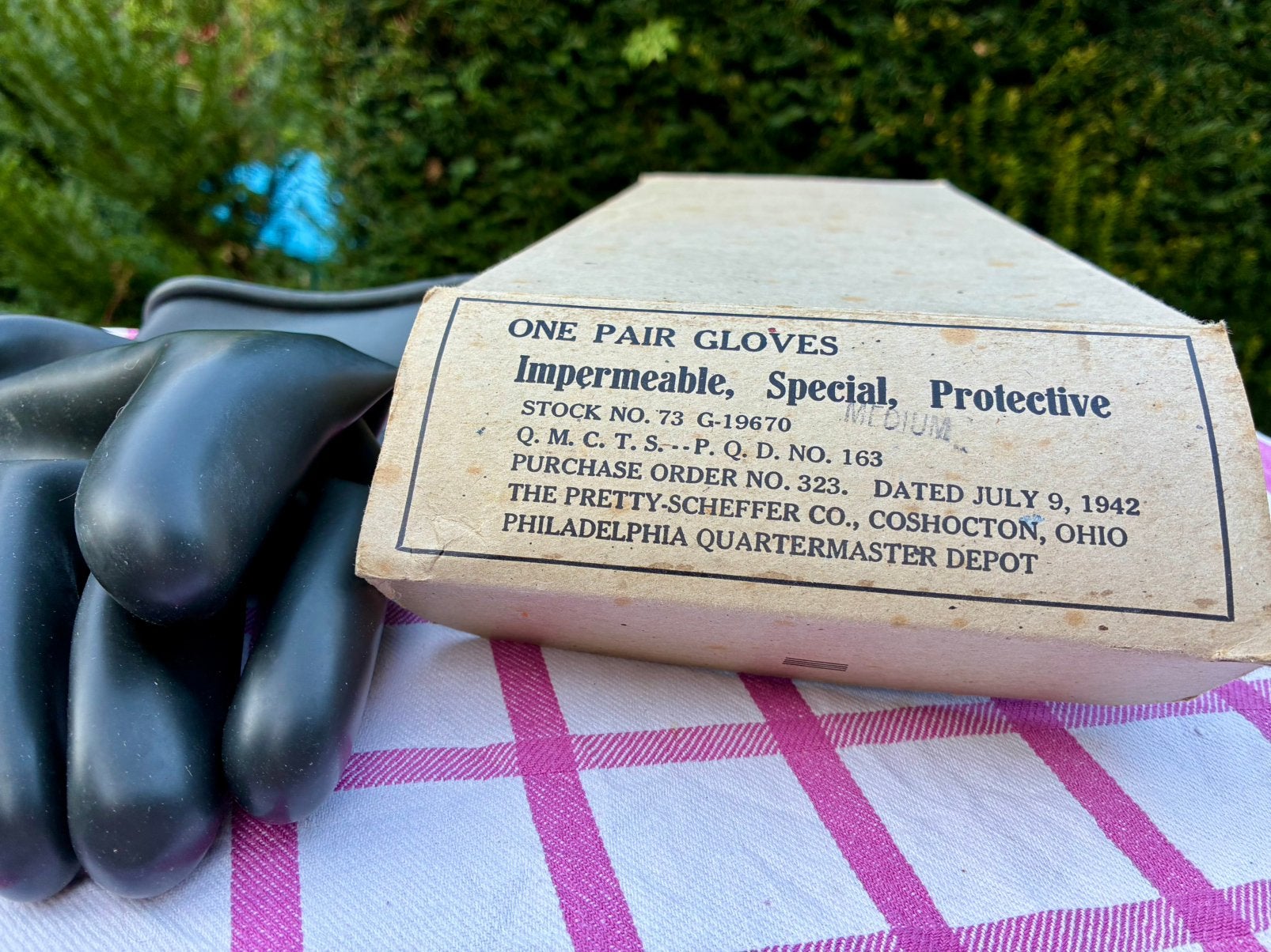 Rare paire de gants en caoutchouc US WW2 medical chimique, Enlèvement ou Envoi