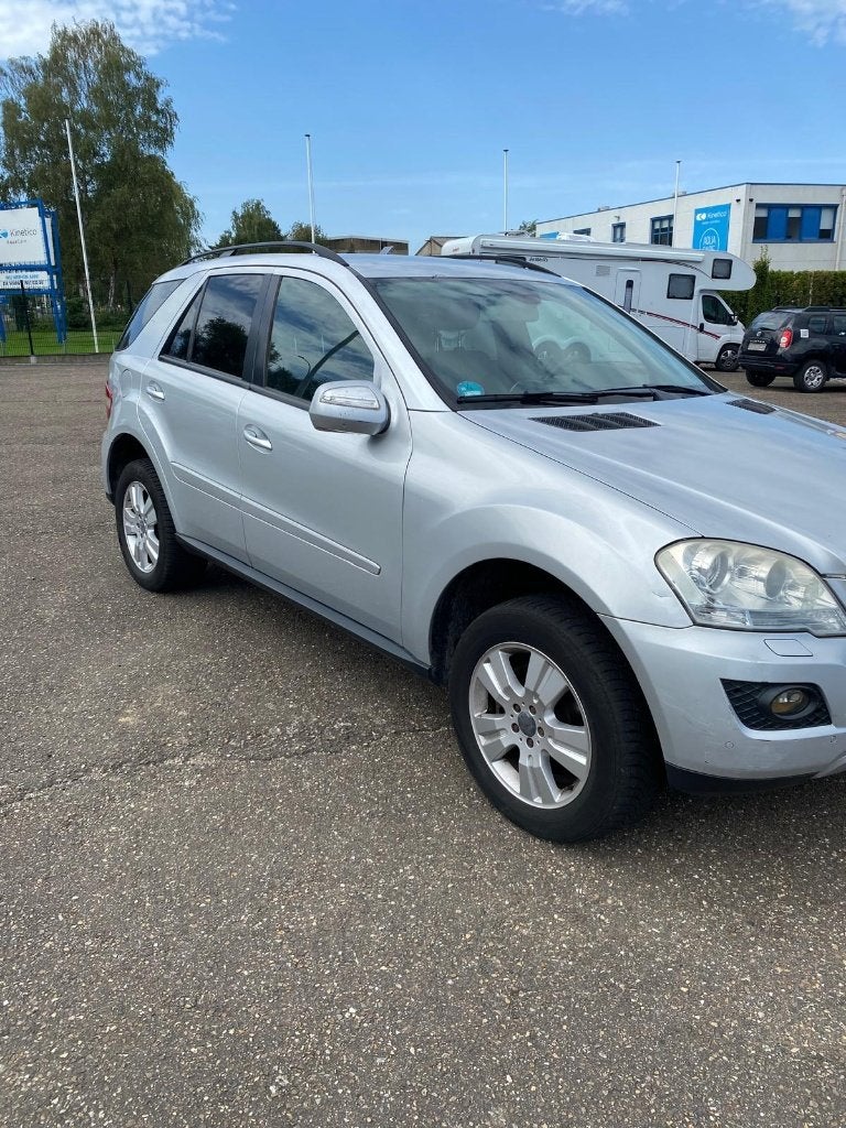 Mercedes ML, Autos, Cuir, Achat, Noir, 5 portes
