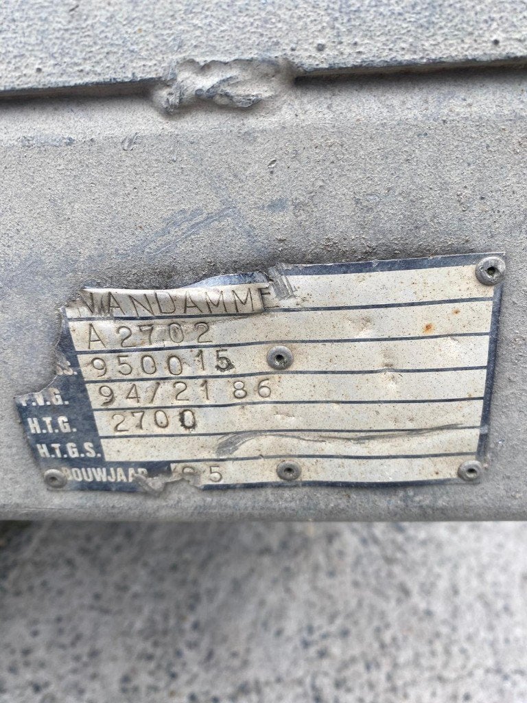 Aanhangwagen Vandamme A2702, Ophalen