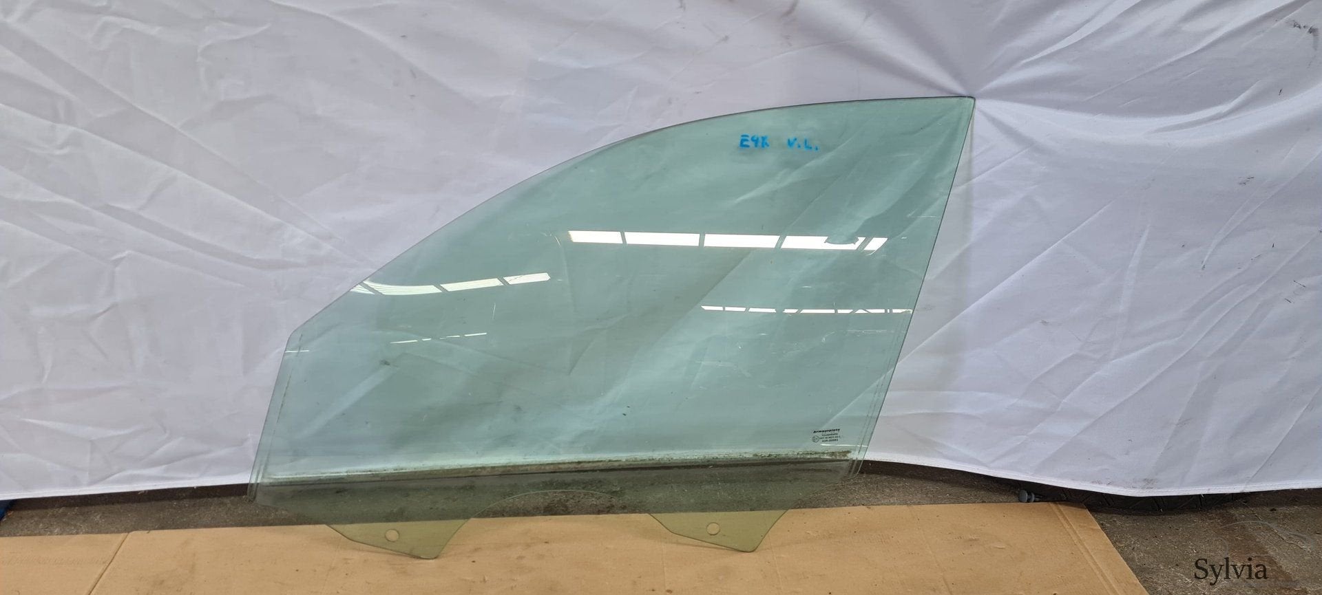 Zijruit raam voordeur links BMW 3 serie E90 E91 51337060263, -, Utilisé, -, Enlèvement ou Envoi