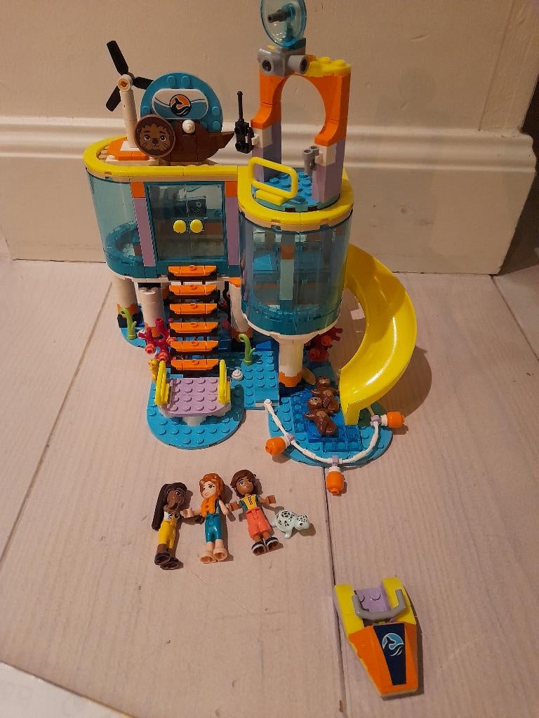 LEGO Friends Reddingscentrum op zee –41736, Ophalen of Verzenden, Zo goed als nieuw, Complete set, Lego