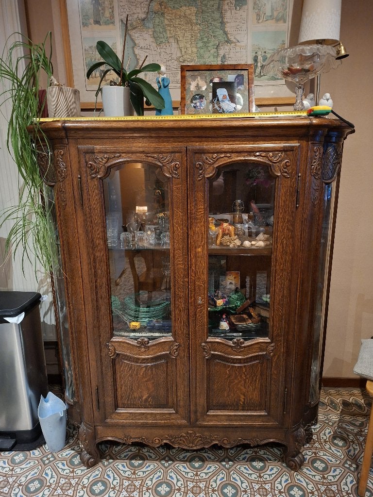 Vitrine ancienne de style Louis XV, Maison & Meubles, Avec porte(s), 100 à 150 cm, Enlèvement, Utilisé