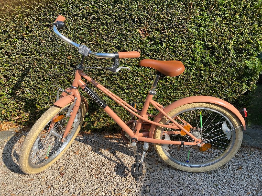 Veloretti junior kinderfiets, Fietsen en Brommers, Ophalen, Veloretti, Zo goed als nieuw, Terugtraprem
