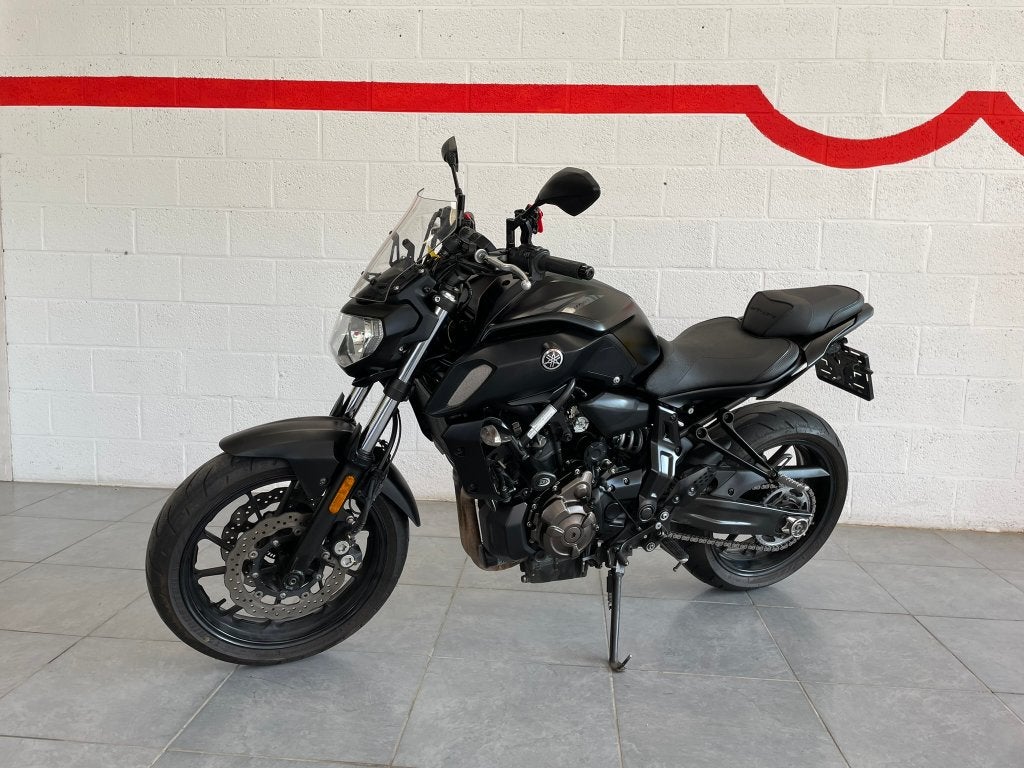 Yamaha MT07 *Arrow*, Entreprise, Occasion, 2 cylindres, ABS
