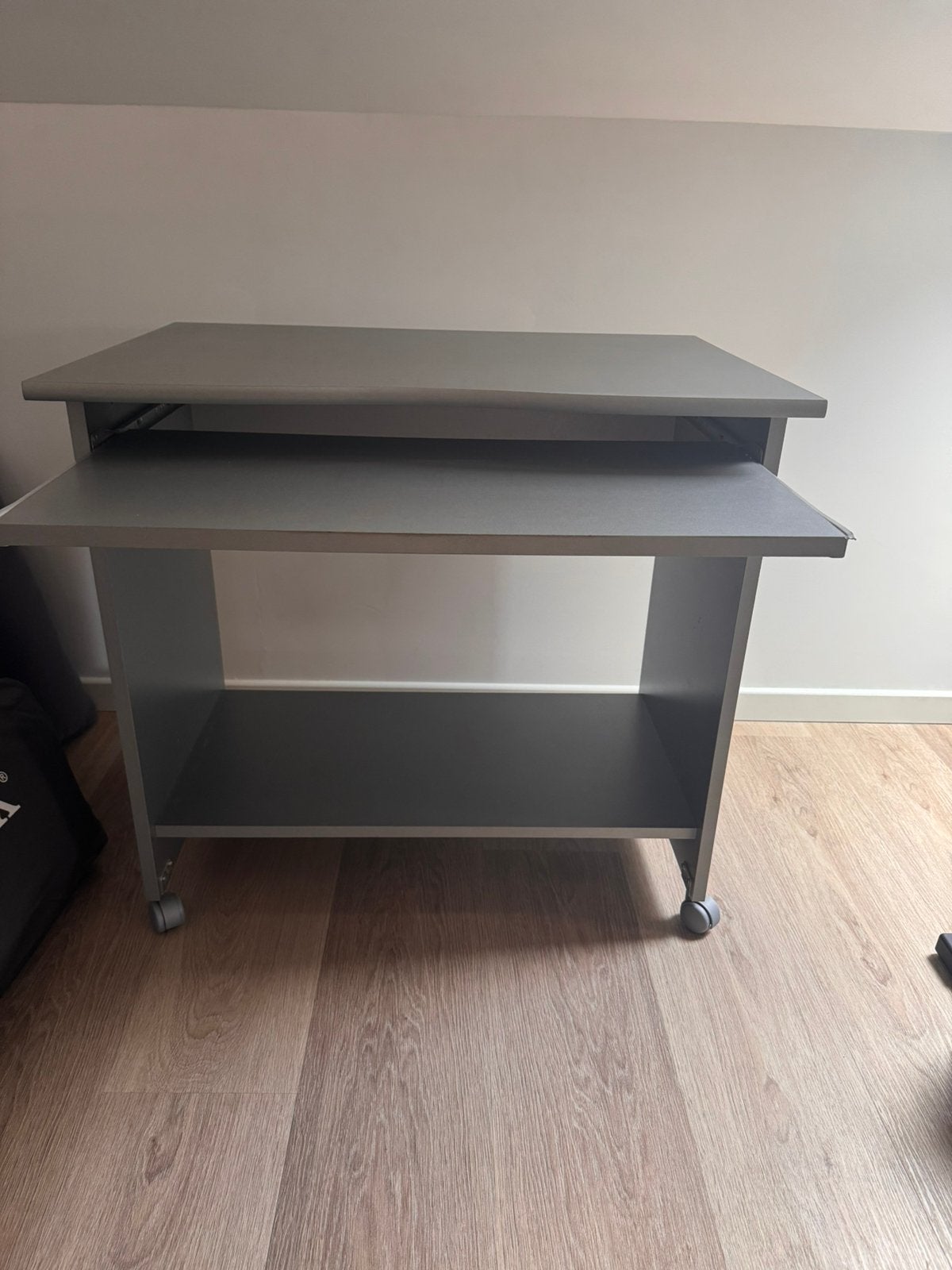 Pc tafel/ bureau’tje, Ophalen, Gebruikt