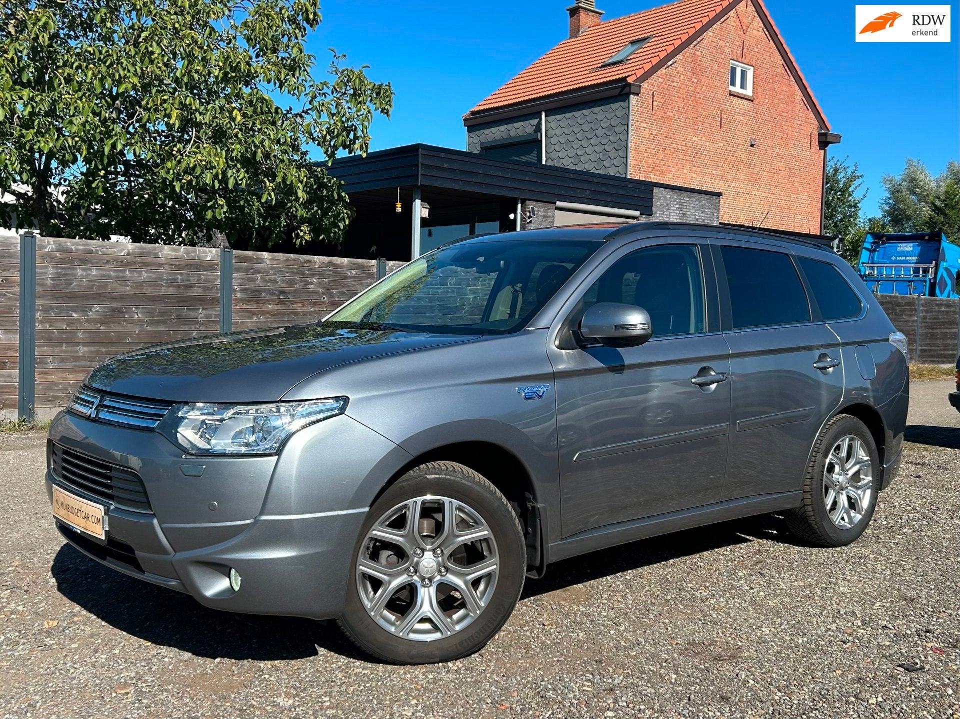 Mitsubishi Outlander SUV 2013 AUTOMAAT 2.0 PHEV Hybride, Auto's, Automatische klimaatregeling, 4 cilinders, 89 kW, 5 zetels