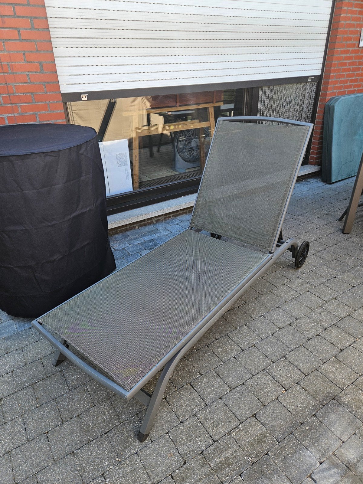 Ligbed met kussen, Tuin en Terras, Ophalen