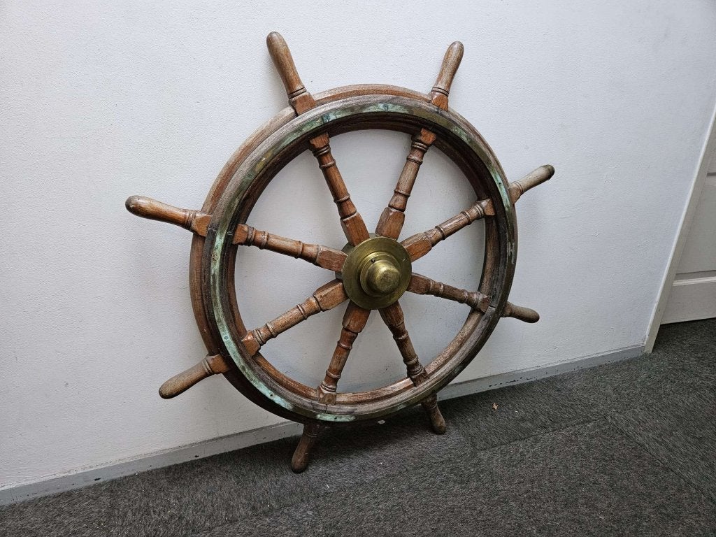 Stuurwiel uit oud vrachtschip scheeproer 125cm, Collections, Marine, Niet ingevuld, Enlèvement ou Envoi, Niet ingevuld, Bateau à moteur ou Voilier