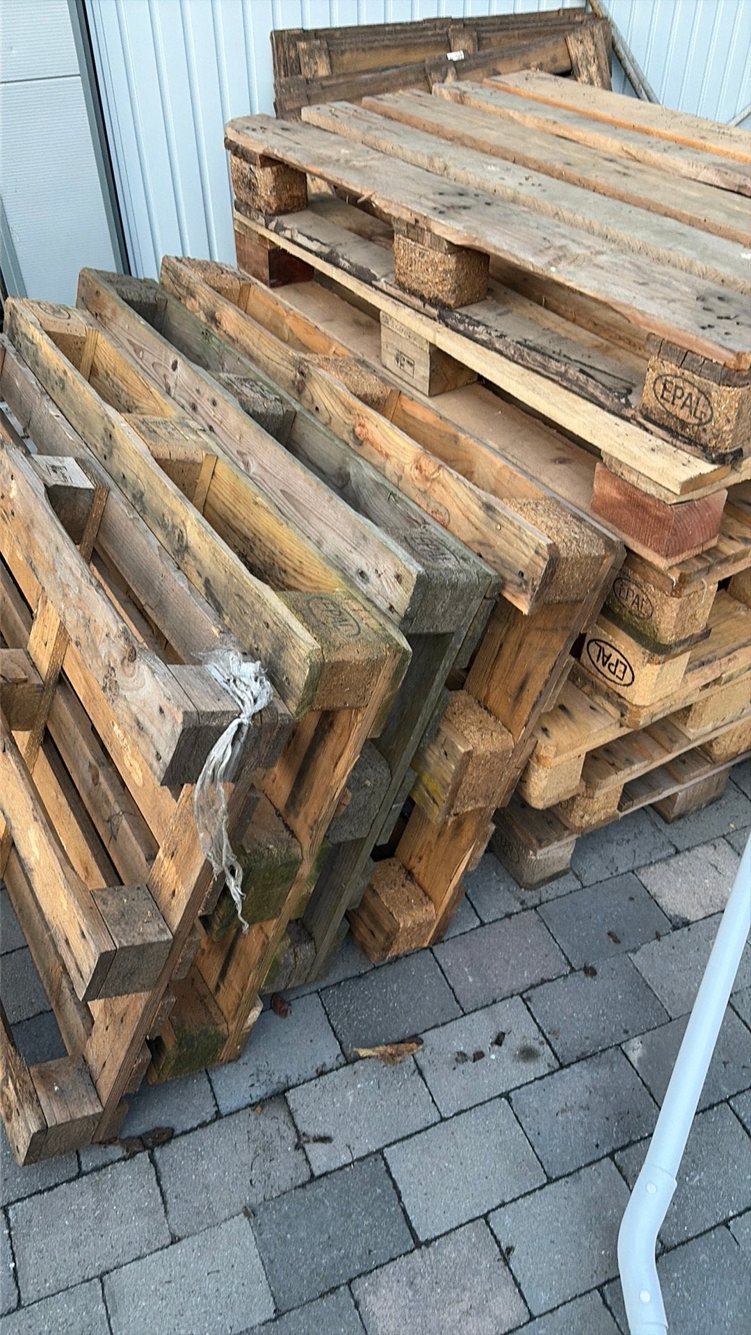 Paletten te koop, Ophalen