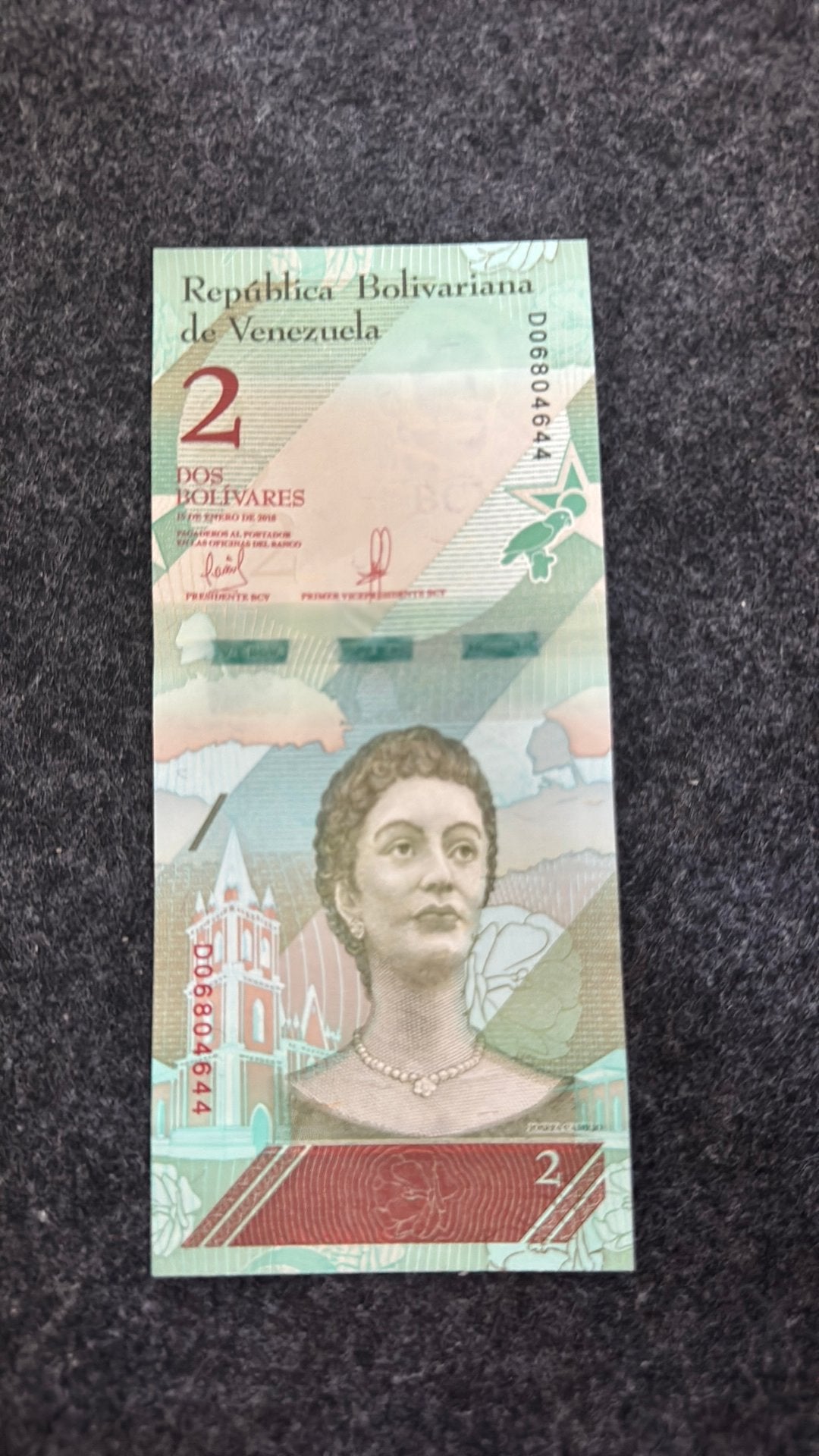 2 bolivars vénézuéliens UNC, Envoi, Billets en vrac