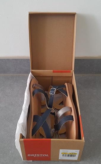 Sandalen Bristol nieuw, Meisje, Nieuw, Ophalen of Verzenden, Bristol