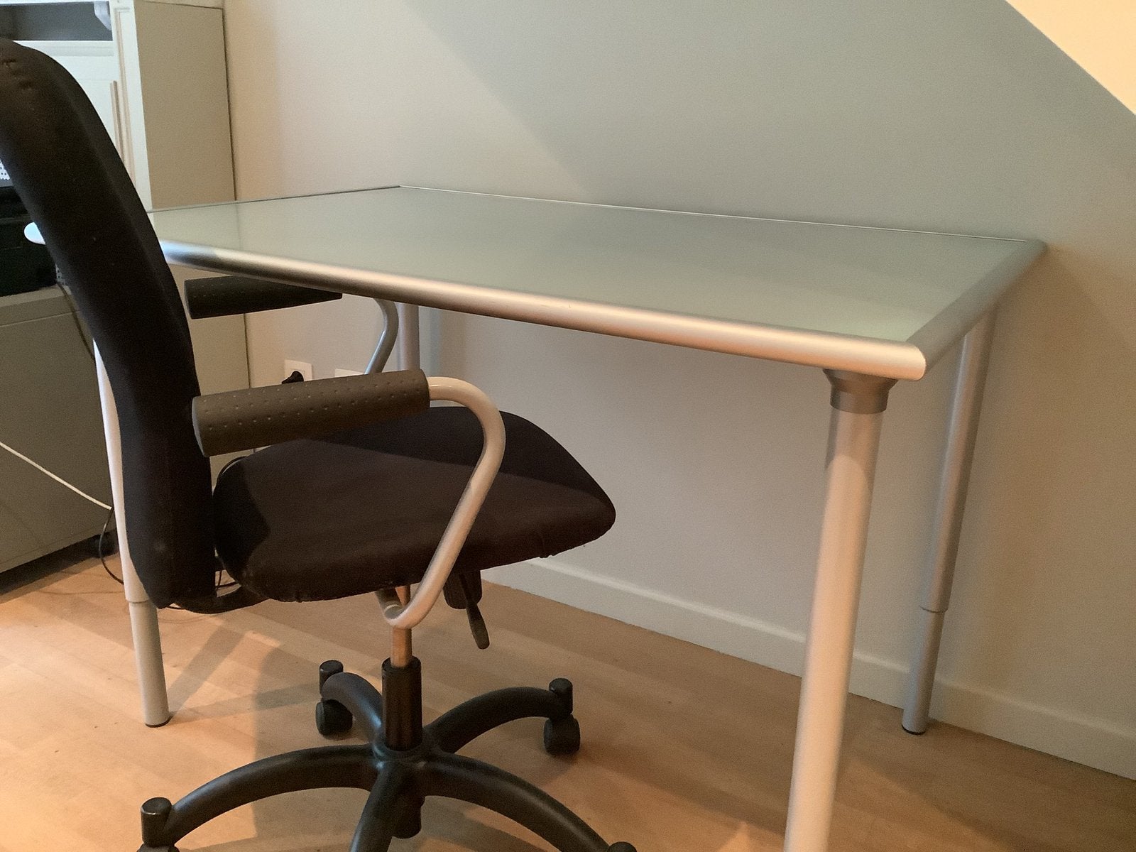 Table et chaise de bureau, Maison & Meubles, Bureaux, Enlèvement, Réglable en hauteur, Comme neuf