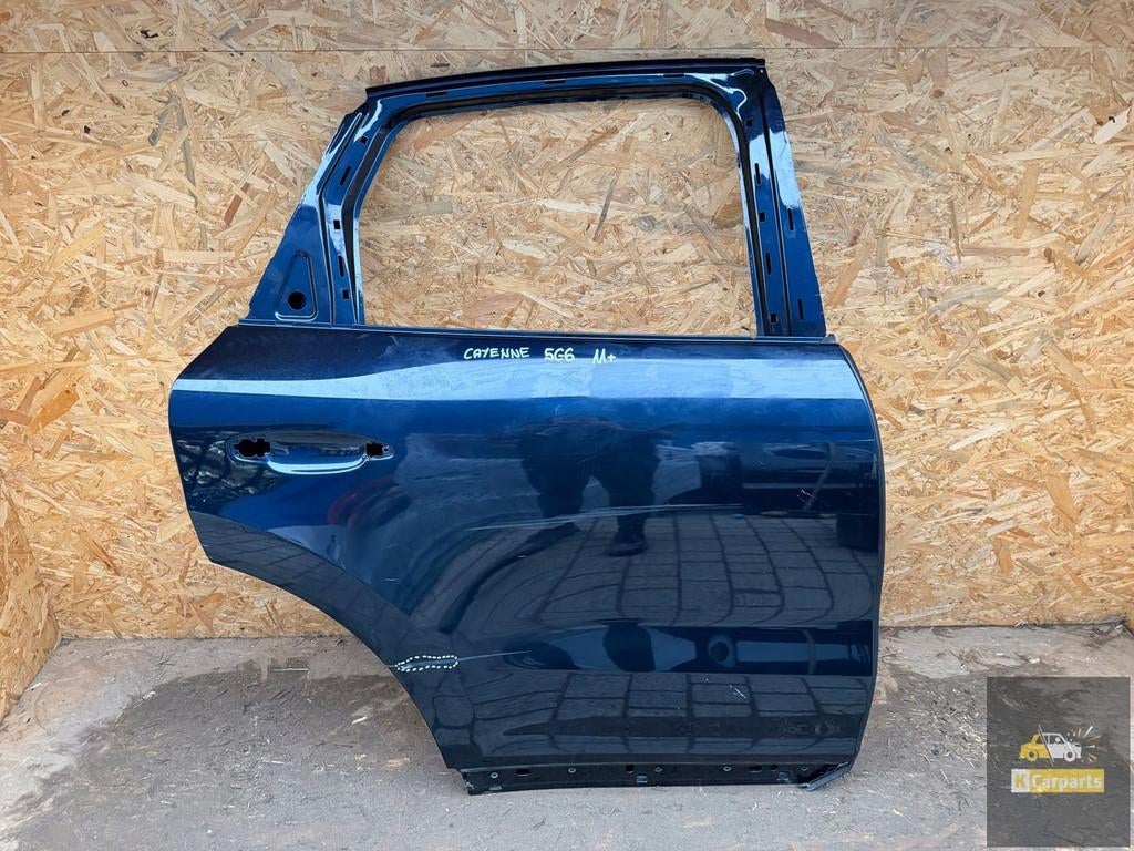 Porsche Cayenne 9Y rechter achterdeur, Gebruikt, Deur, Porscheplatz 1
70435  Stuttgart, DE, Porsche