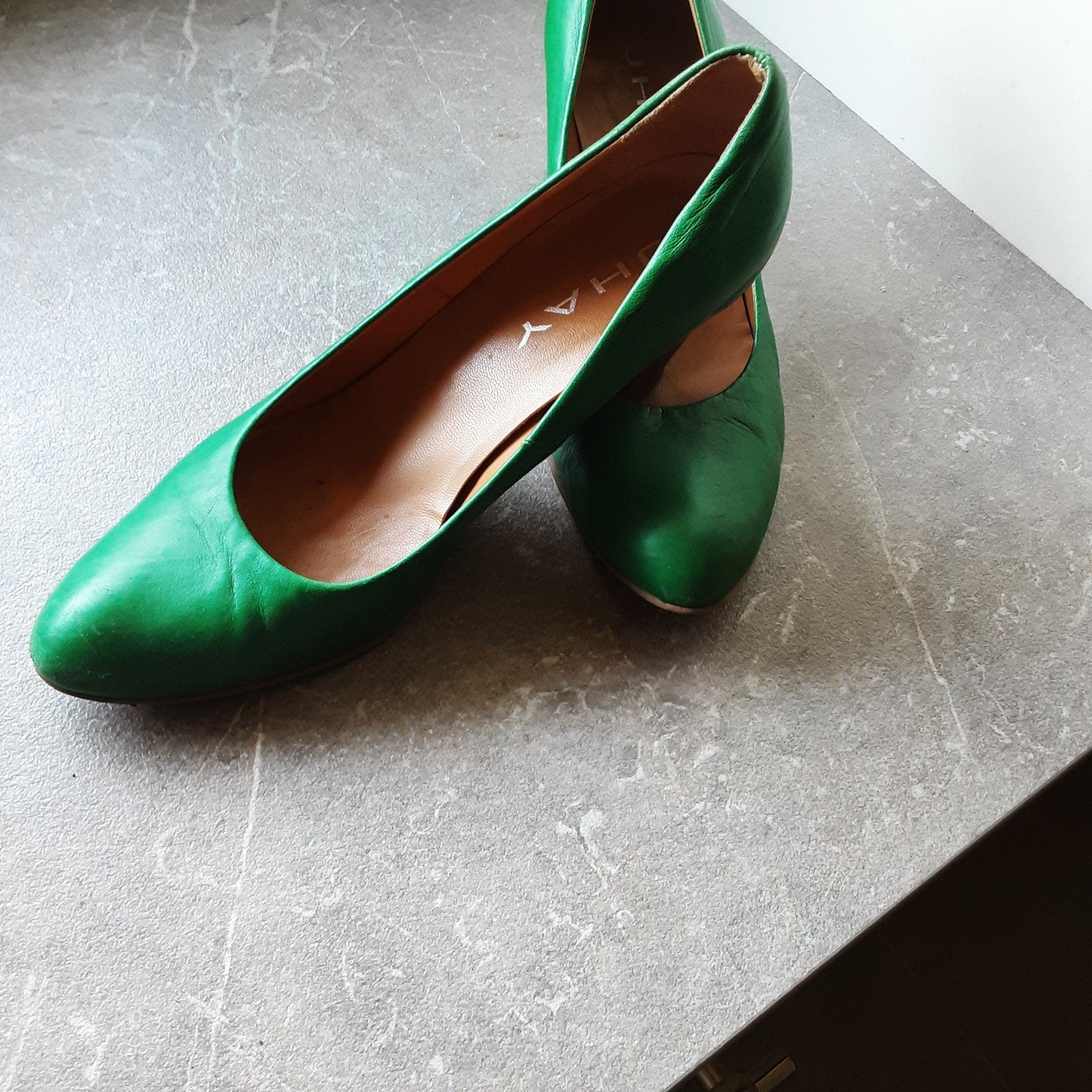 trendy groene pump merk JHAY mt 40, Ophalen of Verzenden