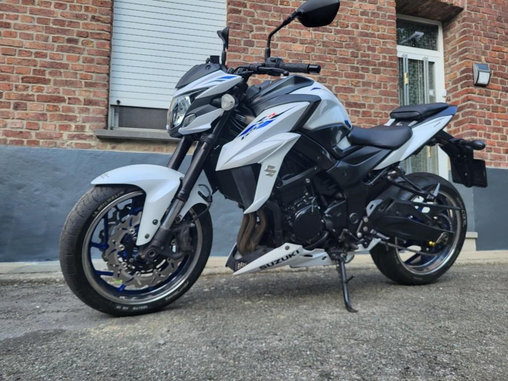 Suzuki gsx-s 750, Motos, Motos | Suzuki, Particulier, Naked bike, plus de 35 kW, 4 cylindres, Permis Moto A, ABS, Contrôle de traction