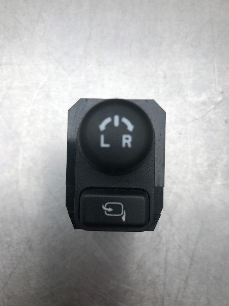 COMMUTATEUR RÉTROVISEURS Suzuki Vitara (LY / MY), Utilisé, Suzuki