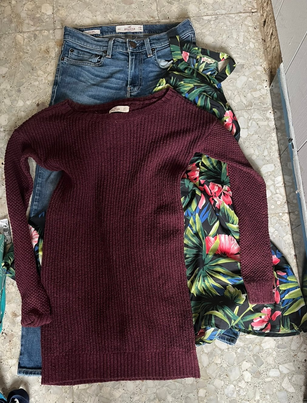Holister kleedjes + broek, Kleding | Dames, Ophalen, Zo goed als nieuw