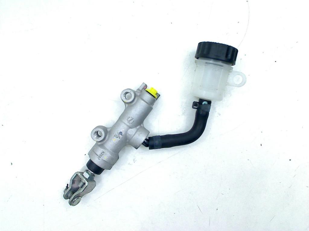 REMPOMP ACHTER Kawasaki Z 900 2020-2024 (Z900 ZR900), Motoren, Dhr. S. di Majo, Gebruikt, Info@cama-motorparts.nl, P.J. Troelstraweg 8 8
3144 CX  MAASSLUIS, NL