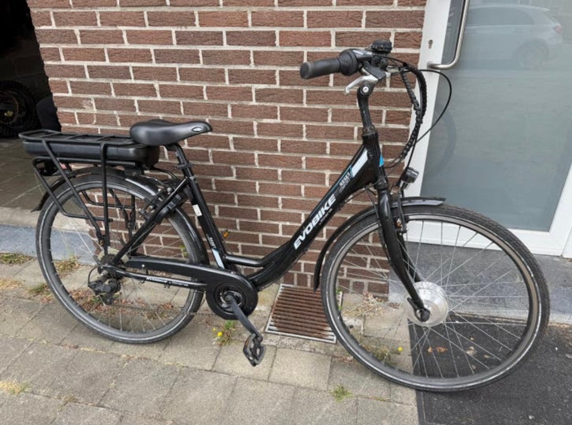 Damesfiets, Fietsen en Brommers, Elektrische fietsen, Ophalen of Verzenden, Zo goed als nieuw