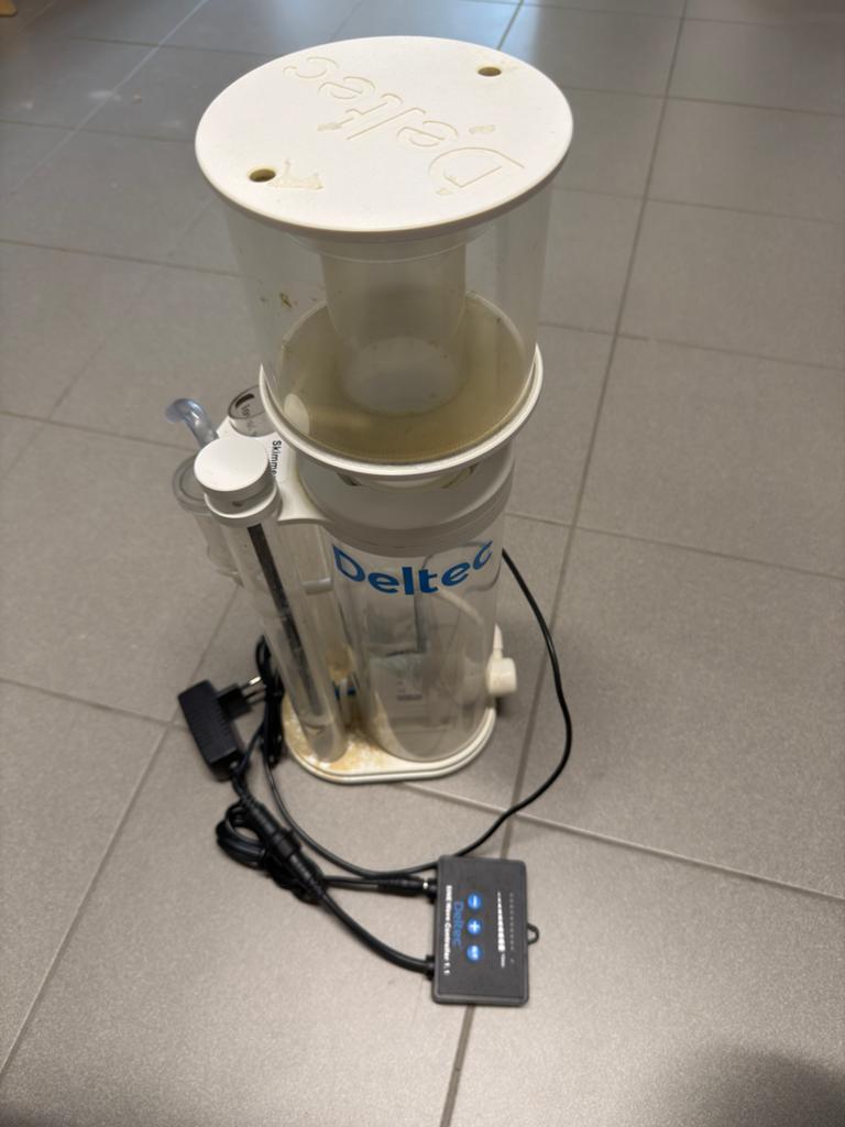 Eiwitasfschuimer Deltec 400i, Dieren en Toebehoren, Ophalen, Gebruikt