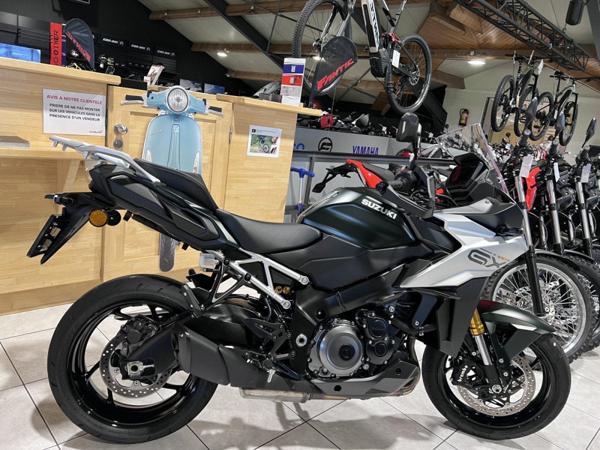Suzuki GSX-S 1000 GX, Motos, Motos | Suzuki, Entreprise, Plus de 35 kW, Sport, 1000 cm³