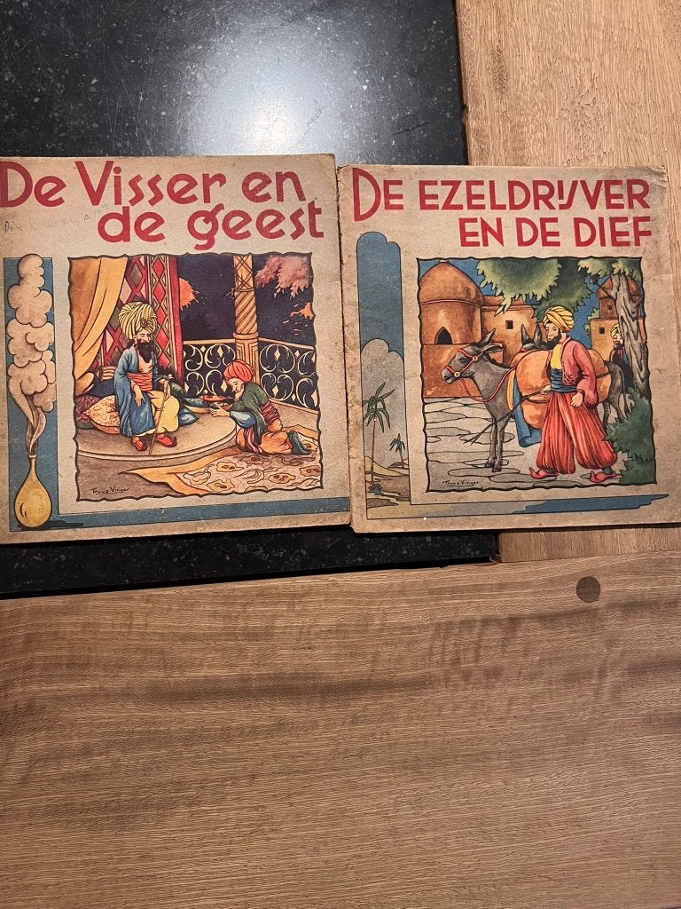 2 oude Arabische sprookjes door Truus Vinger, Boeken, Ophalen of Verzenden, Gelezen, Truus Vinger