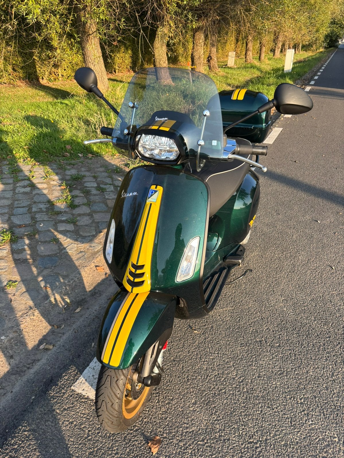Vespa sprint racing sixties 50cc, Ophalen, Zo goed als nieuw